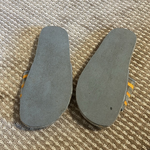 Adidas Slides - Picture 2 of 5